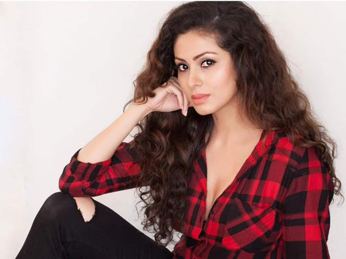 1200px x 900px - Sadha to play the role of a sex worker