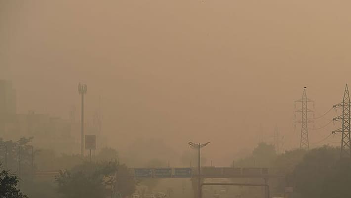 Post Diwali Delhi turns unbreathable Post Diwali Delhi turns unbreathable
