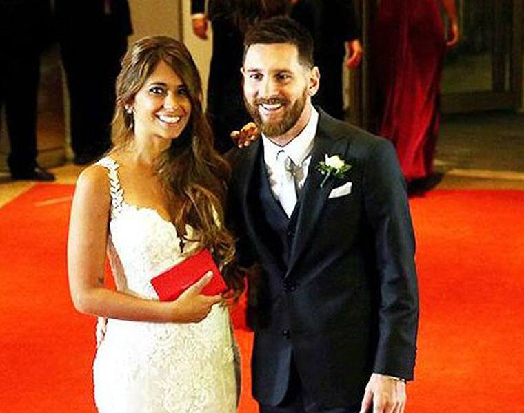 From Lionel Messi and David de Gea: 5 footballers who married their fans-ayh