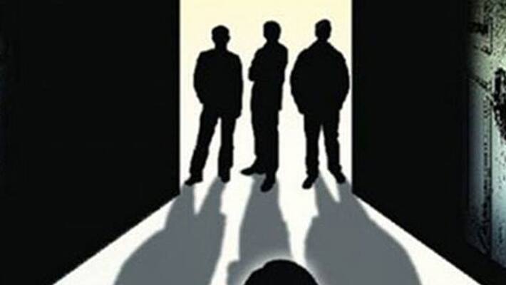 Odisha woman gangraped at home; husband, kids beaten up Odisha woman gangraped at home; husband, kids beaten up