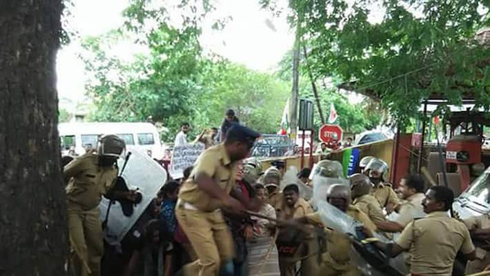 Jisha rape Gehlot charges Kerala police of shielding accused Jisha rape Gehlot charges Kerala police of shielding accused