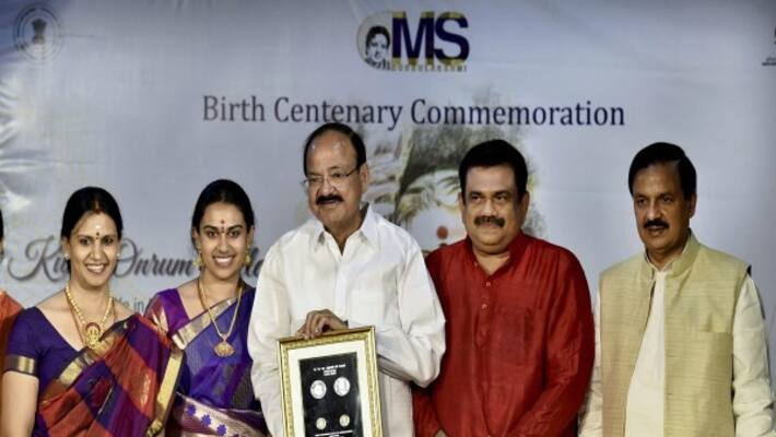 Indians should speak in their mother tongue more less in English Venkaiah Naidu Indians should speak in their mother tongue more less in English Venkaiah Naidu