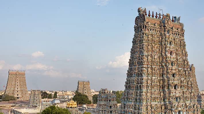 Madurais Meenakshi Amman temple opens after 165 days Madurais Meenakshi Amman temple opens after 165 days