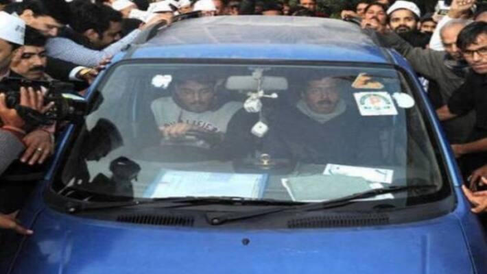 Arvind Kejriwal Car Attacked In Delhi Arvind Kejriwal Car Attacked In Delhi
