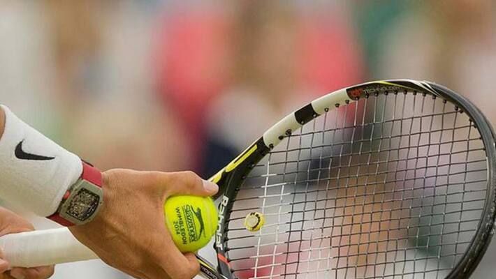 Mansour Bahrami magic serves Mansour Bahrami magic serves