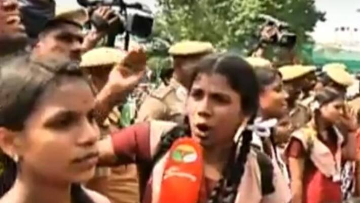chennai school students protest in nungambakkam about neet exam chennai school students protest in nungambakkam about neet exam