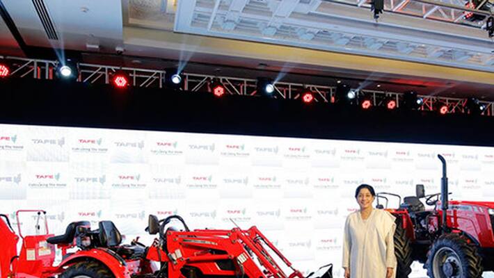 Free tractor service on behalf of Duffy to help farmers! Free tractor service on behalf of Duffy to help farmers!