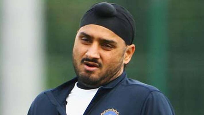 Tino Best Takes on Harbhajan Singh over Tweet on West Indies Team Tino Best Takes on Harbhajan Singh over Tweet on West Indies Team