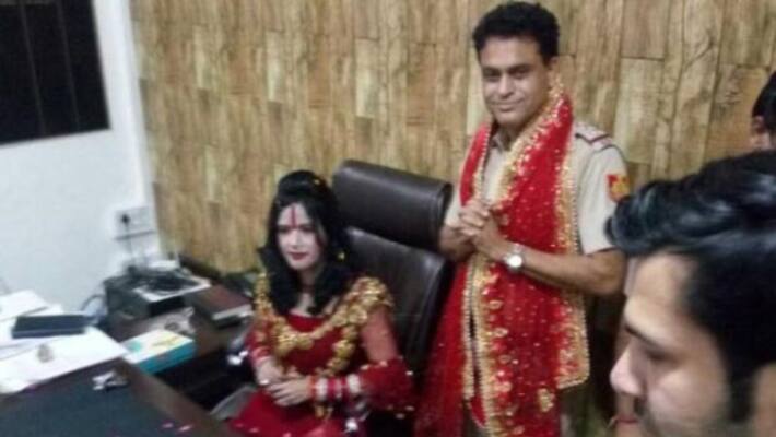 The woman Sameer Radee Maa who is said to be the goddess of herself is in the scene of the Inspectors chair at Delhi Police Station The woman Sameer Radee Maa who is said to be the goddess of herself is in the scene of the Inspectors chair at Delhi Police Station