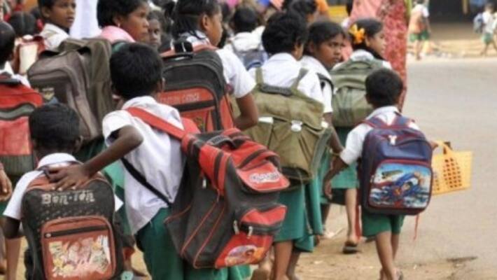 Bengaluru: Bad news for kids as heavy bags to be back this academic year Bengaluru: Bad news for kids as heavy bags to be back this academic year