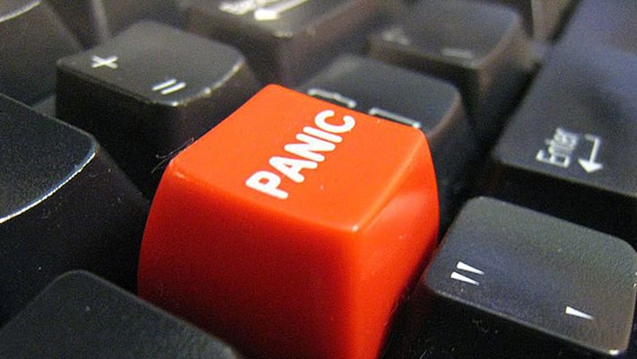 From 2017 all mobiles sold in India will need a panic button From 2017 all mobiles sold in India will need a panic button