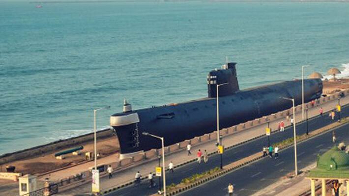 restrictions in Vizag beach road Says on diwali CP srikanth restrictions in Vizag beach road Says on diwali CP srikanth