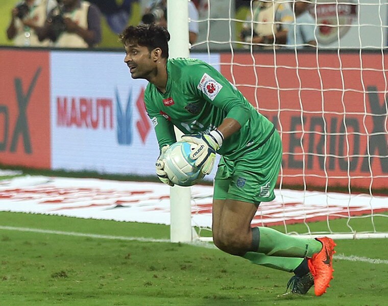 Just four minutes later, Brown converted a close-range attempt through his right foot to the top-right, thanks to Luís Machado's assist from a corner, as NEU doubled its lead. Fourteen more attacks ensued, including a save from NEU goalkeeper, Subhasis Roy Chowdhury, as the side maintained the lead at half-time.