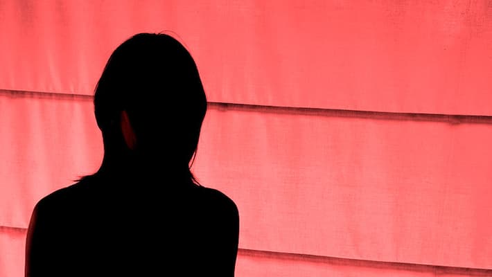 Uttar Pradesh girl, blackmailed by boyfriend to get intimate with his friends, attempts suicide leaves ALB Uttar Pradesh girl, blackmailed by boyfriend to get intimate with his friends, attempts suicide leaves ALB