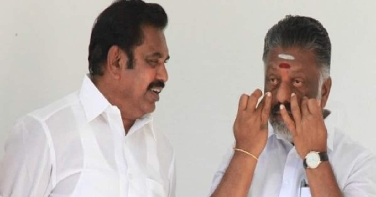 ஓபிஎஸ் தனது நிலைப்பாட்டை அவ்வப்போது மாற்றி வருகிறார்..தேர்தல் ஆணையத்தில் இபிஎஸ் மனு