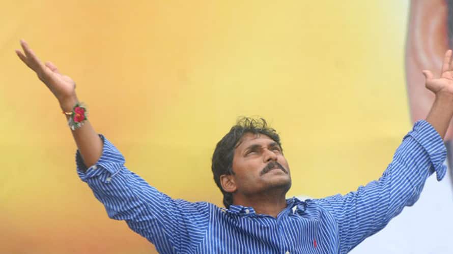 Special Status for AP: YS Jaganmohan Reddy to take out padayatra on  November 2