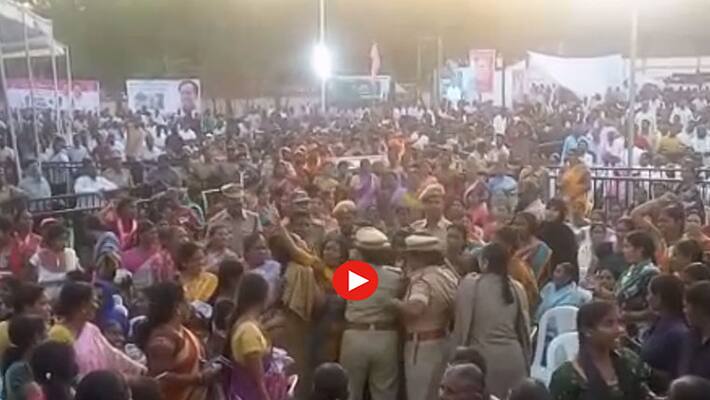 singareni women workers protest in kcr s mancherial meeting singareni women workers protest in kcr s mancherial meeting