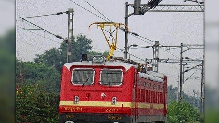 Chennai train decides to ditch driver travels 13 kms Chennai train decides to ditch driver travels 13 kms