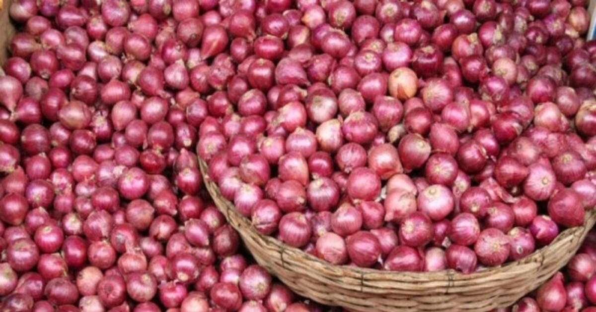 யாரும் அதிர்ச்சி ஆகாதீங்க...! சின்ன வெங்காயத்தின் விலை தெரியுமா?