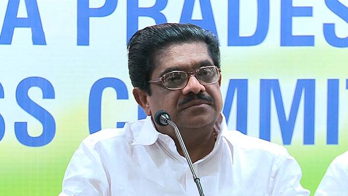 VM Sudheeran against Congress Group leaders VM Sudheeran against Congress Group leaders