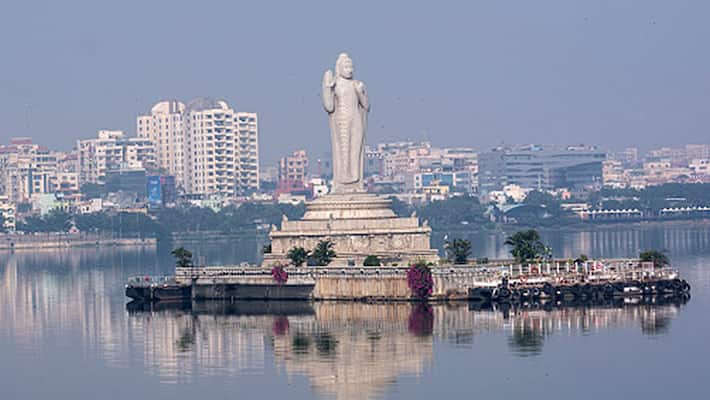 Hyderabad : Night bazaar along Hussainsagar soon Hyderabad : Night bazaar along Hussainsagar soon