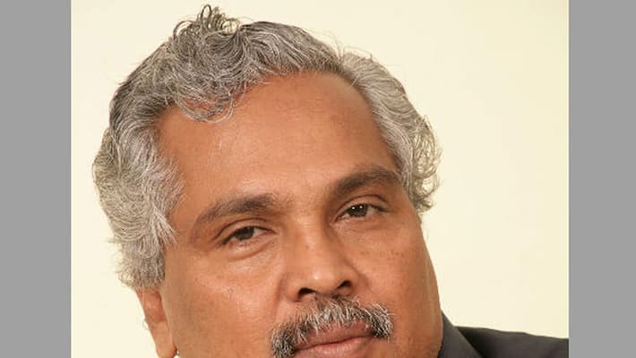 karipur airport must be include in hajj travel list says binoy viswam karipur airport must be include in hajj travel list says binoy viswam