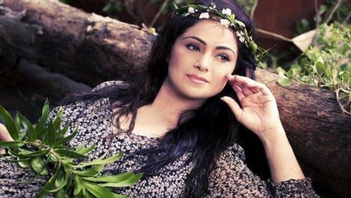 What is this, Simran ... is this history even in this age ..? What is this, Simran ... is this history even in this age ..?