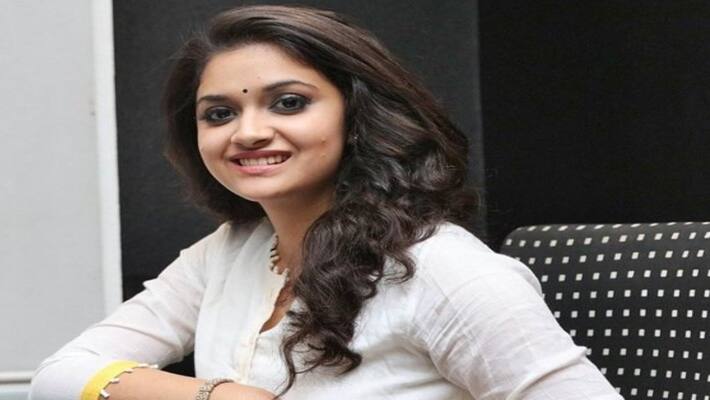 keerthi suresh strictly avoid lip to lip kiss scence keerthi suresh strictly avoid lip to lip kiss scence