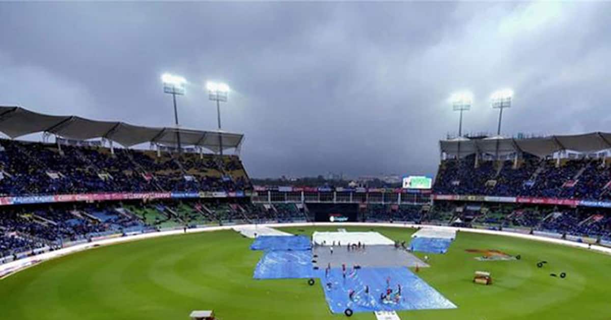 Greenfield Stadium > Time News