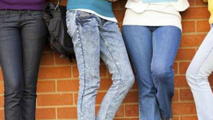 Jeans and T shirts banned for Staff working in Uttar Pradesh Assembly Secretariat ckm Jeans and T shirts banned for Staff working in Uttar Pradesh Assembly Secretariat ckm