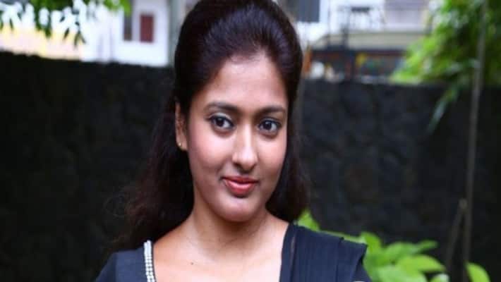 big boss gayatri raguram arrest issue big boss gayatri raguram arrest issue