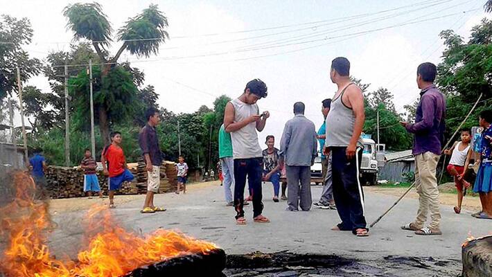 Mobile internet service suspended 144 section imposed in Manipur after huge protest ckm Mobile internet service suspended 144 section imposed in Manipur after huge protest ckm