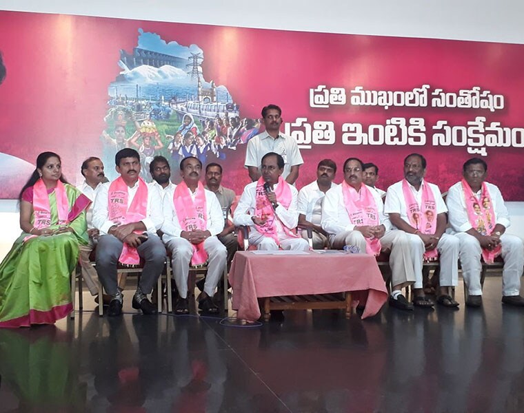 Kavithas re entry may lead to new political developments in Telangana