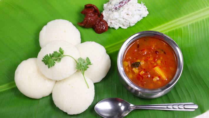 Know where the best Idli is found in Kolkata Know where the best Idli is found in Kolkata