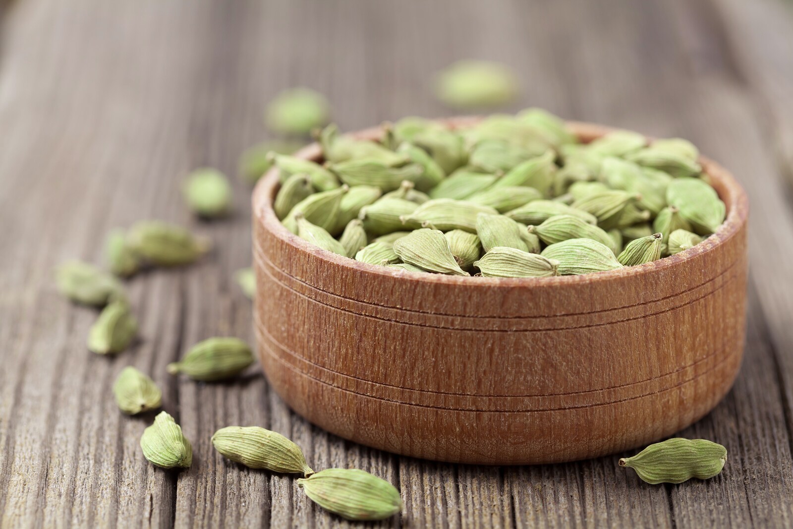 To change fortune and bring good luck use Only 5 Cardamom according to astrology BDD