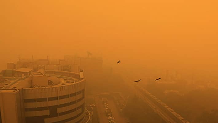 Air pollution NGT bans construction waste burning in Delhi Air pollution NGT bans construction waste burning in Delhi