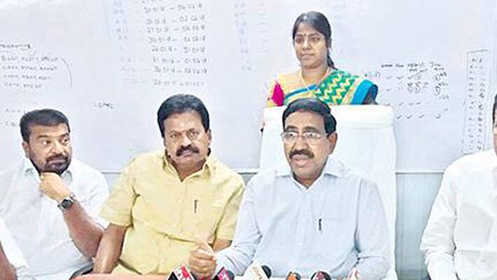 Minister narayana insulted naidupet municipal chairperson Minister narayana insulted naidupet municipal chairperson