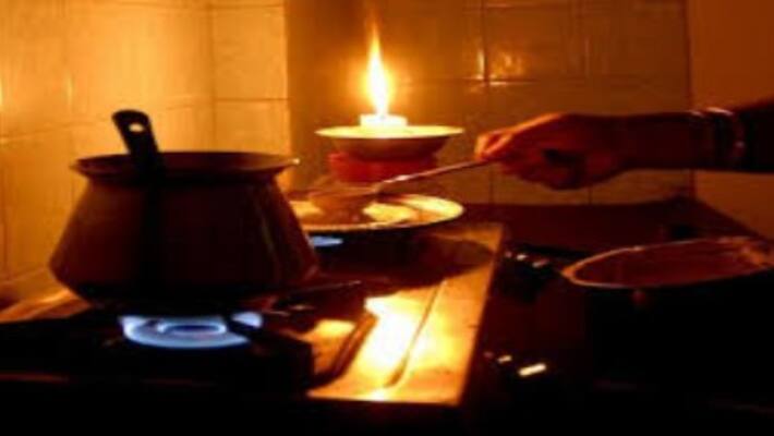 Power Supply may hit in CESC area due to heavy rain forecast RTB Power Supply may hit in CESC area due to heavy rain forecast RTB