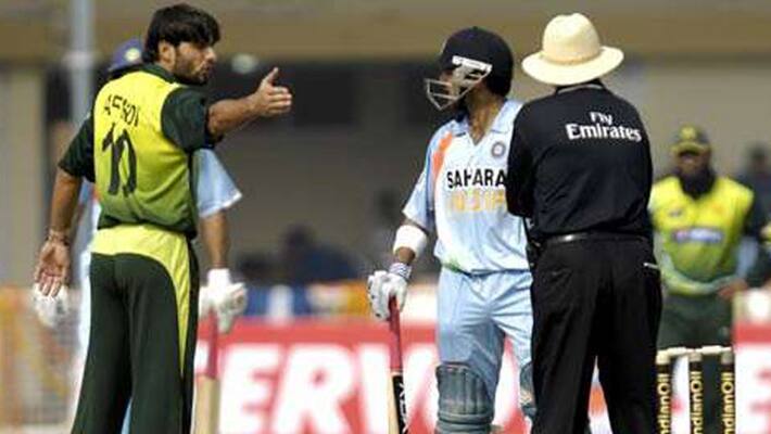 Gautam Gambhir lashes out at Shahid Afridi Gautam Gambhir lashes out at Shahid Afridi