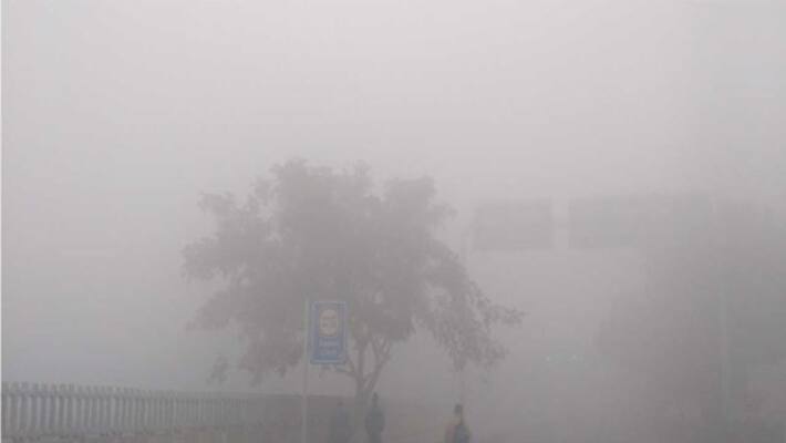 Delhi has the coldest minimum temperature of the season at 2.2 degrees Celsius. Delhi has the coldest minimum temperature of the season at 2.2 degrees Celsius.