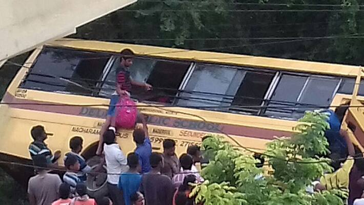 hyderabad delhi public school bus meets with accident hyderabad delhi public school bus meets with accident
