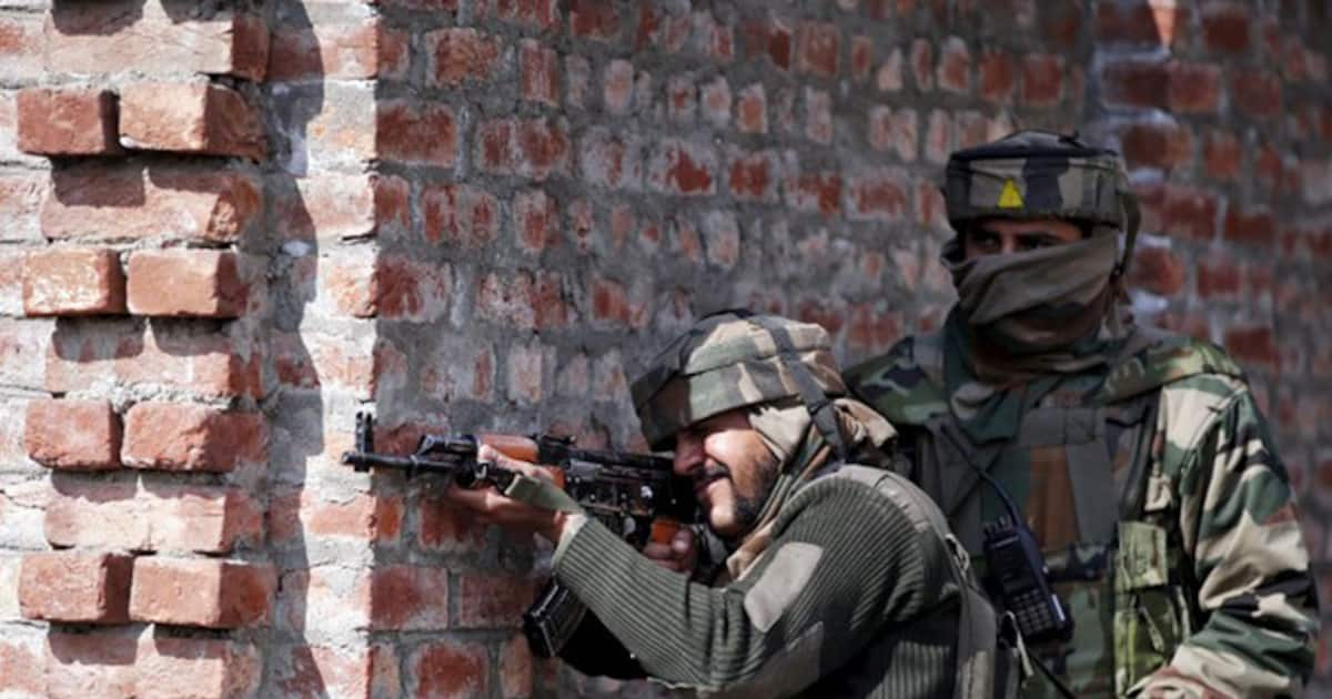 Jammu And Kashmir: One Security Personnel Killed, Two Others Injured In ...