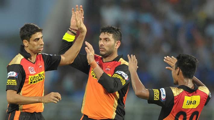Dhawan, Nehra lead Mumbai mauling Dhawan, Nehra lead Mumbai mauling