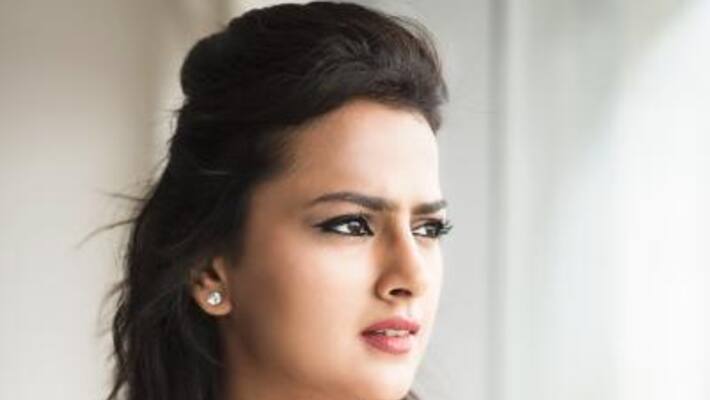 Jersey Fame Shraddha Srinath Opens up on Crimes Against Women Jersey Fame Shraddha Srinath Opens up on Crimes Against Women