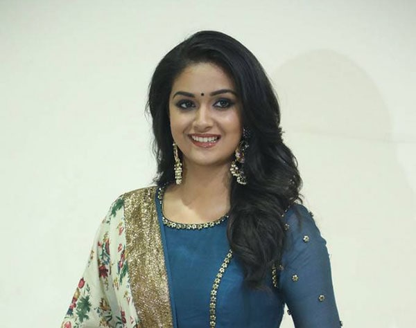 Actress Keerthy Suresh Celebrate Onam With Family photos going viral