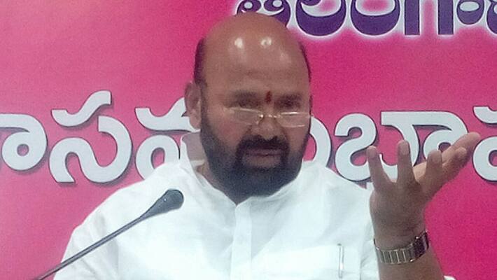 Huzurabad Bypoll... TRS MLA Muthireddy Yadagiri Reddy Praises CM KCR Huzurabad Bypoll... TRS MLA Muthireddy Yadagiri Reddy Praises CM KCR