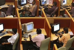 Microsoft 3 lakh complaints fraud fake Indian call centre Delhi Cyber Cell