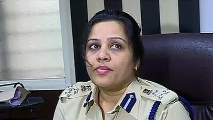 Govt attracts furore over transfer of whistleblower Roopa Govt attracts furore over transfer of whistleblower Roopa