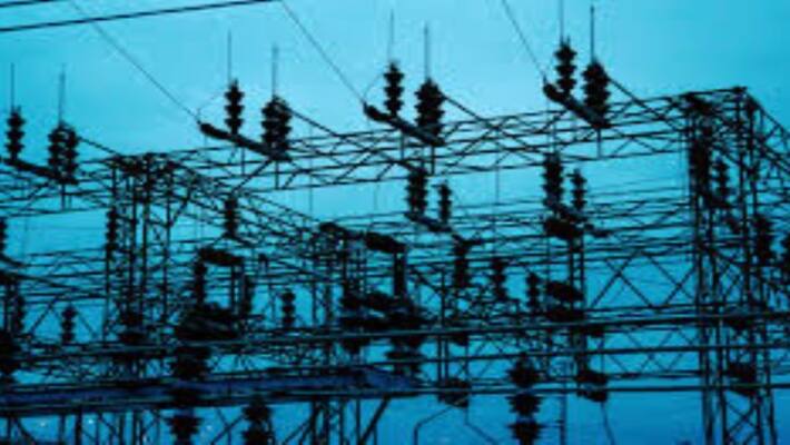 Pakistan suffers a massive power outage as a result of a grid breakdown. Pakistan suffers a massive power outage as a result of a grid breakdown.