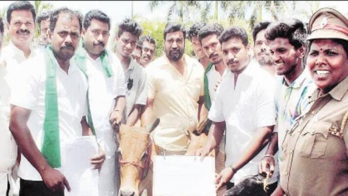 To release students who fought for cauvery - came with goat and cows to give petition ... To release students who fought for cauvery - came with goat and cows to give petition ...